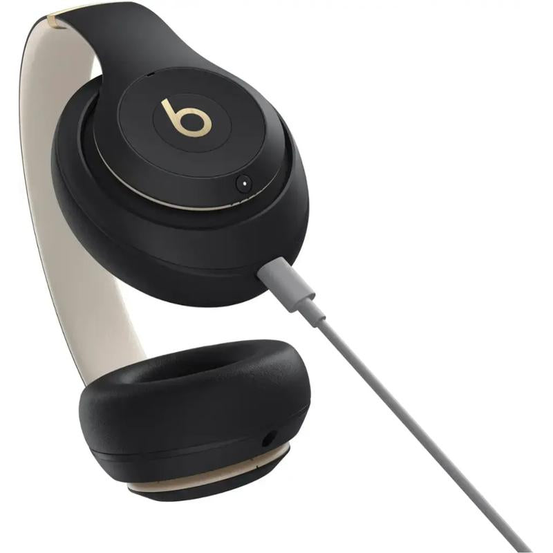Beats - Studio Pro - Wireless Noise Cancelling Over-The-Ear Headphones - Black & Gold