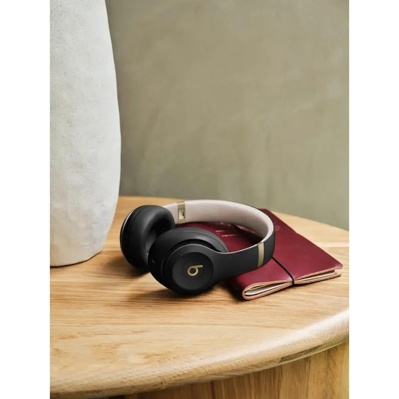 Beats - Studio Pro - Wireless Noise Cancelling Over-The-Ear Headphones - Black & Gold